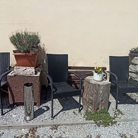 Apartmany Ziakova - Ubytovani Nove Hrady 111 Exteriör bild
