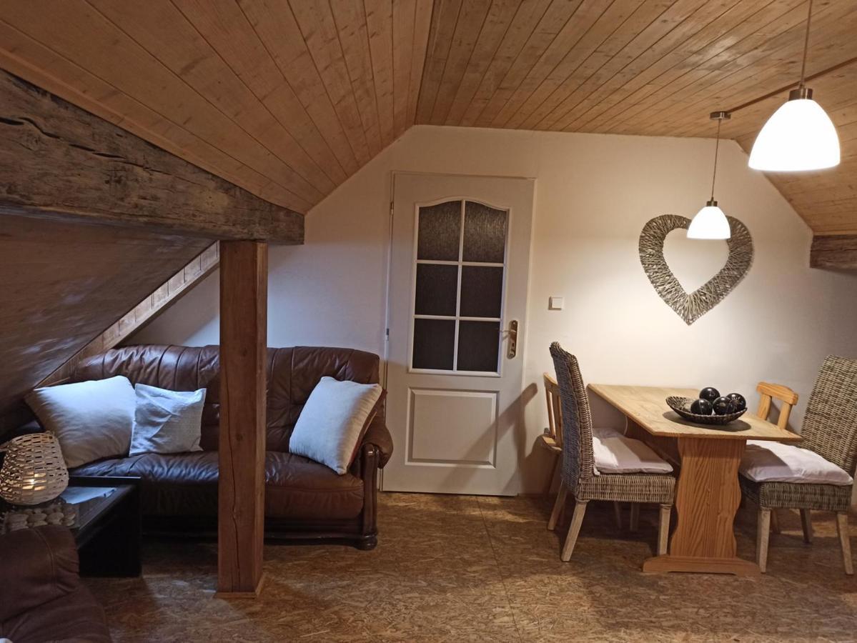 Apartmany Ziakova - Ubytovani Nove Hrady 111 Exteriör bild