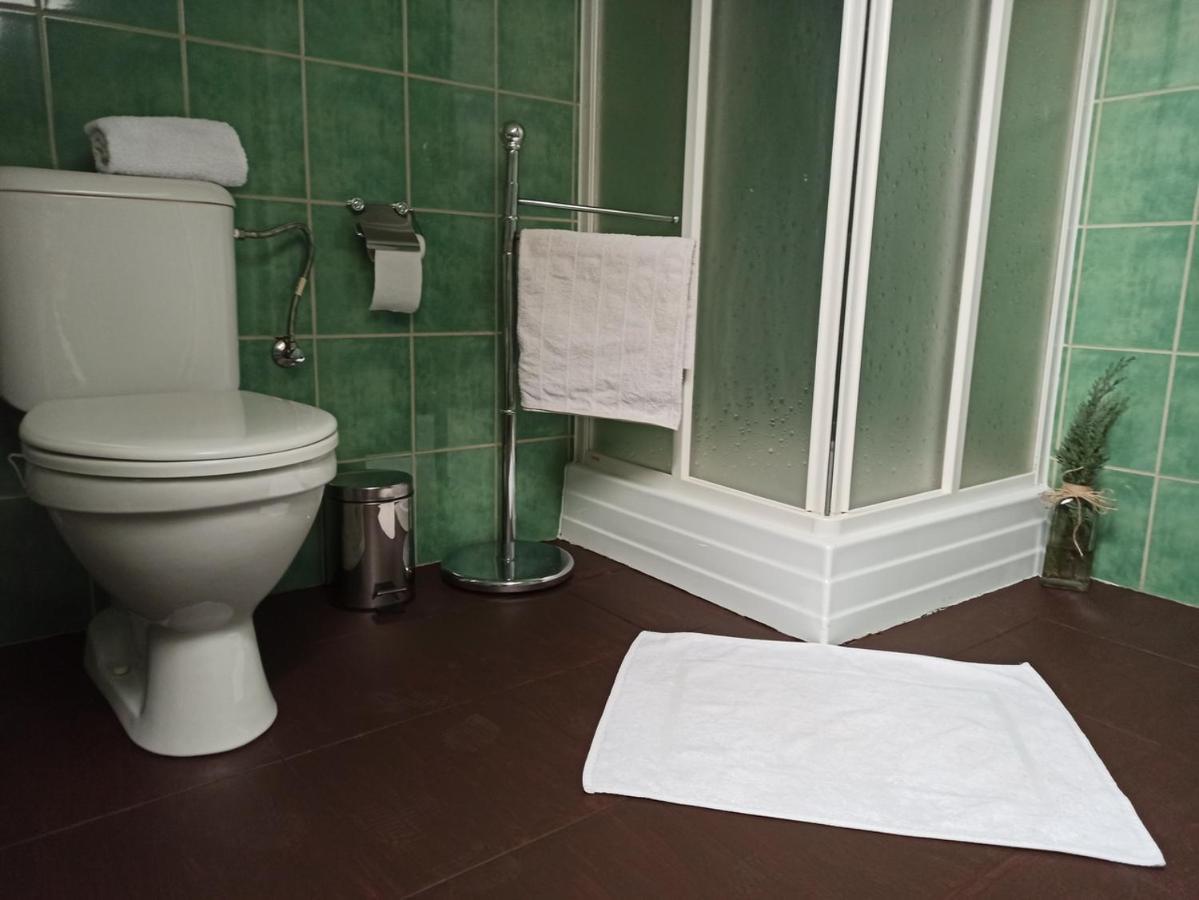 Apartmany Ziakova - Ubytovani Nove Hrady 111 Exteriör bild
