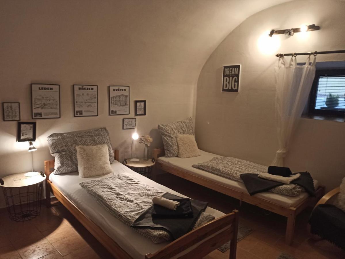 Apartmany Ziakova - Ubytovani Nove Hrady 111 Exteriör bild