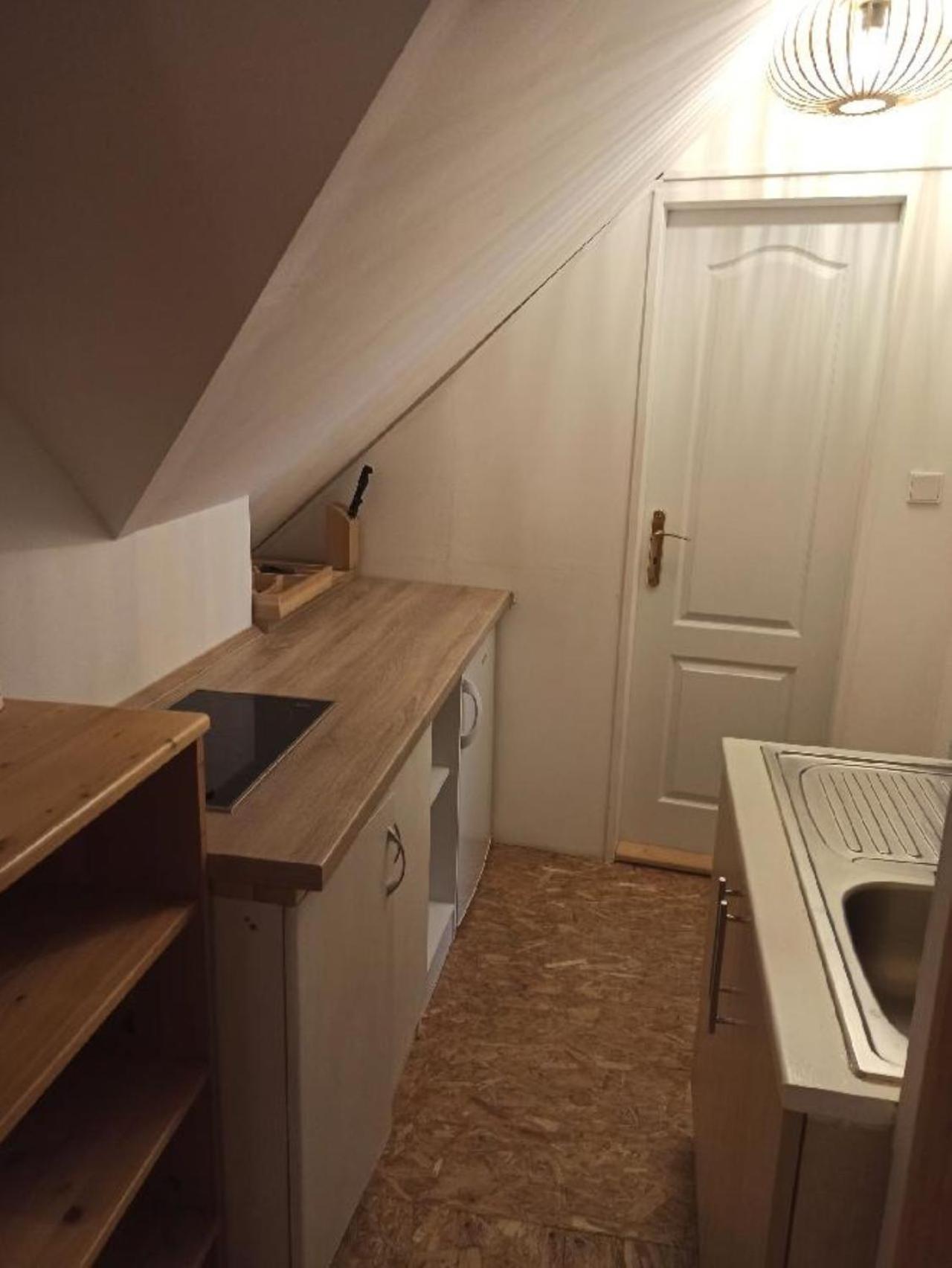 Apartmany Ziakova - Ubytovani Nove Hrady 111 Exteriör bild