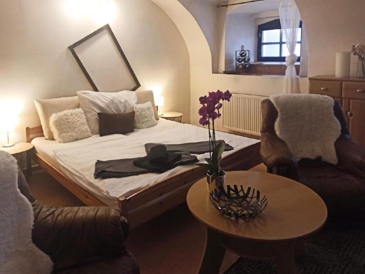 Apartmany Ziakova - Ubytovani Nove Hrady 111 Exteriör bild